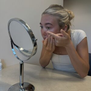 The type of contact lenses that you need depends based on your lifestyle and other factors. A contact eye exam will help you find out which type is best.